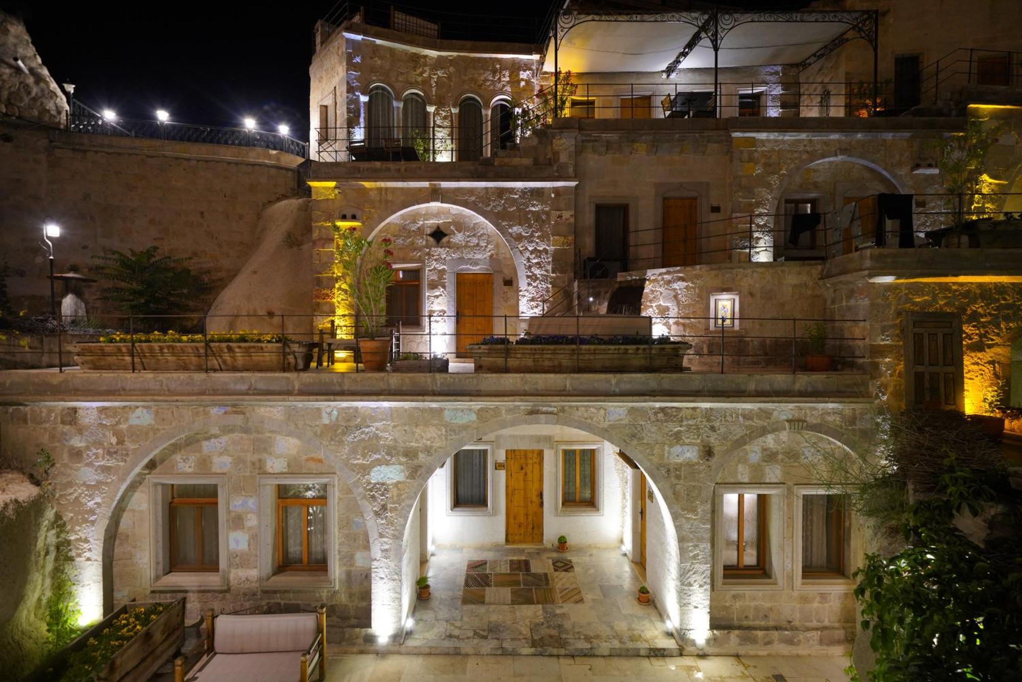 Design Cave Hotel 格雷梅 外观 照片
